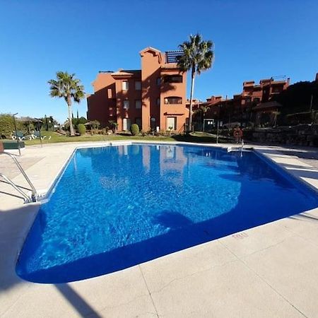 Apartamento Espacioso Muy Tranquilo Con Piscinas Y Jardines Cercano A La Playa Estepona Eksteriør bilde