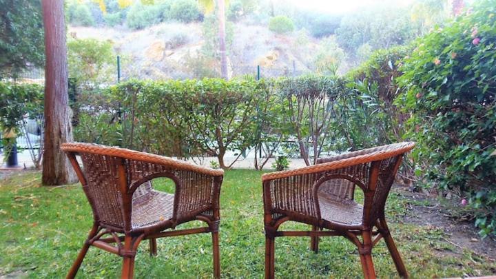 Apartamento Espacioso Muy Tranquilo Con Piscinas Y Jardines Cercano A La Playa Estepona Eksteriør bilde