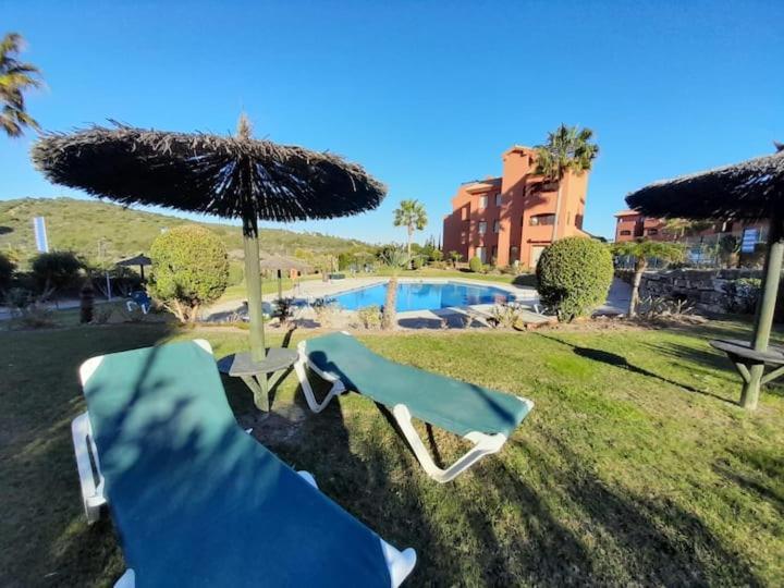 Apartamento Espacioso Muy Tranquilo Con Piscinas Y Jardines Cercano A La Playa Estepona Eksteriør bilde