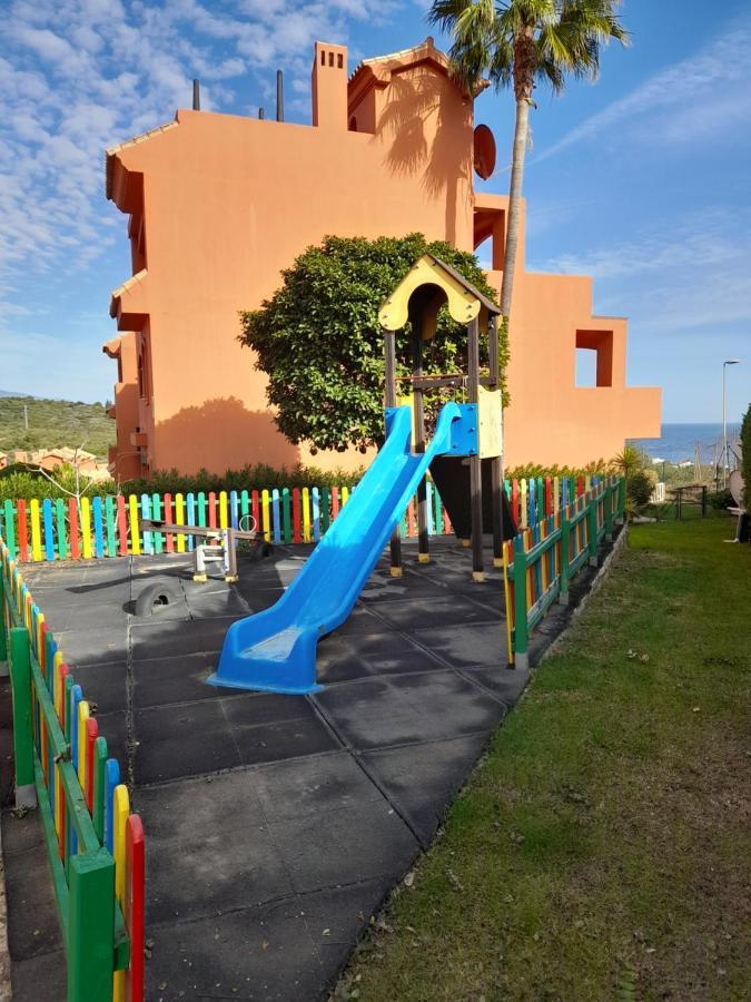 Apartamento Espacioso Muy Tranquilo Con Piscinas Y Jardines Cercano A La Playa Estepona Eksteriør bilde